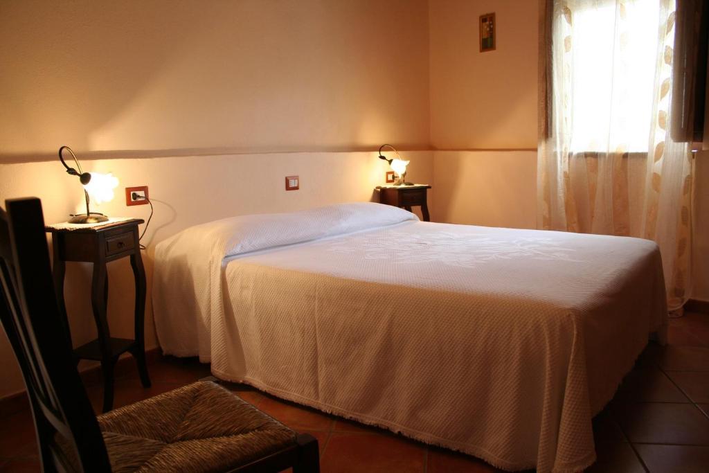 Country House B&B Antica Dimora Del Sole Camerota Habitación foto